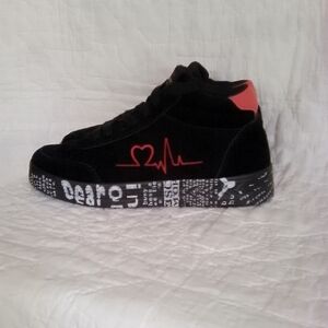 Black High-Top Sneakers Heartbeat Graphics New Without Box